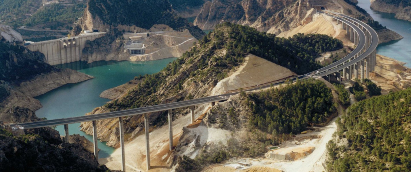 Barragem de Ibiur, Espanha